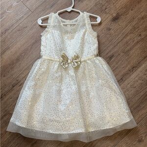 Toddler girl dress size 4T